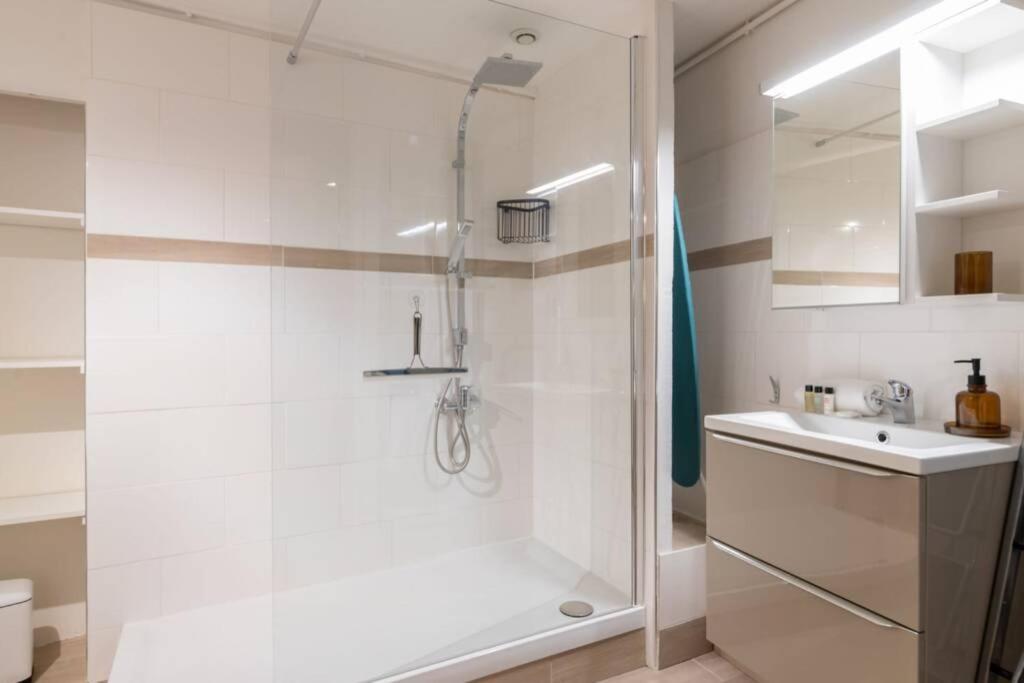Romantic Flat In The Heart Of The City Avignon Exteriör bild